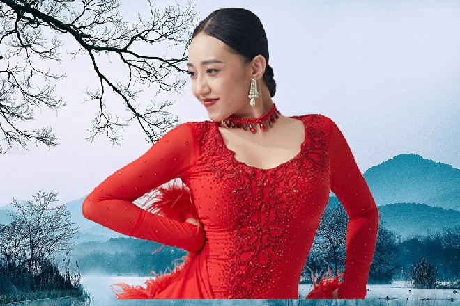 剩下几个人一懵,然后就反应过来,心中暗骂,“……混蛋,被他抢先了一步。