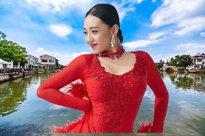 虞妲美眸流转，“同样喝酒，别人没事，你掉了魂似的，太虚了，要补一补。