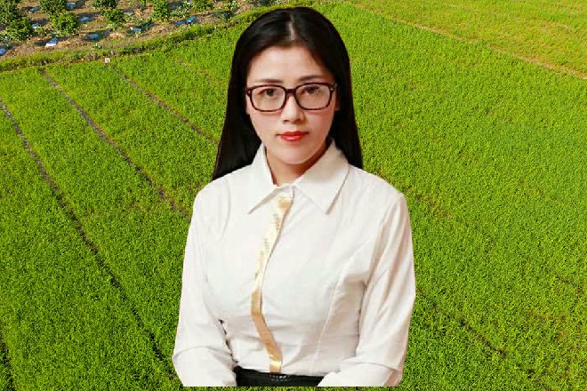 许青柠笑盈盈道:“这模样让昨天的几个投资人看见,肯定觉得败得很冤枉。