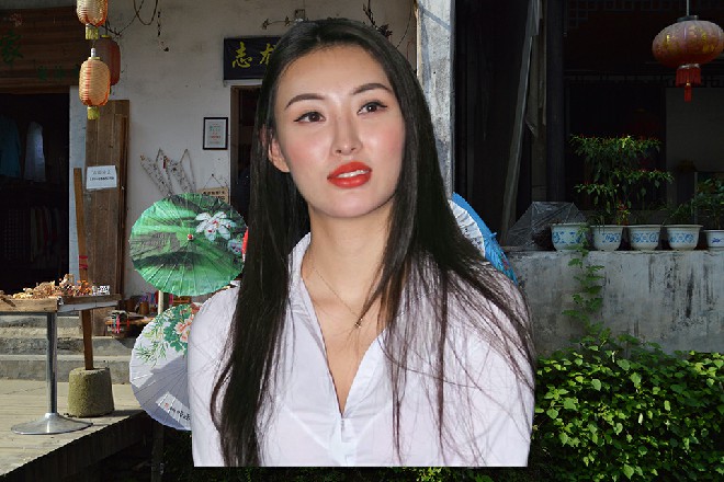 他摇头，有点儿不情愿。毕竟再走红毯，跟在他身边的，就不是叶子衿了，而是余念。