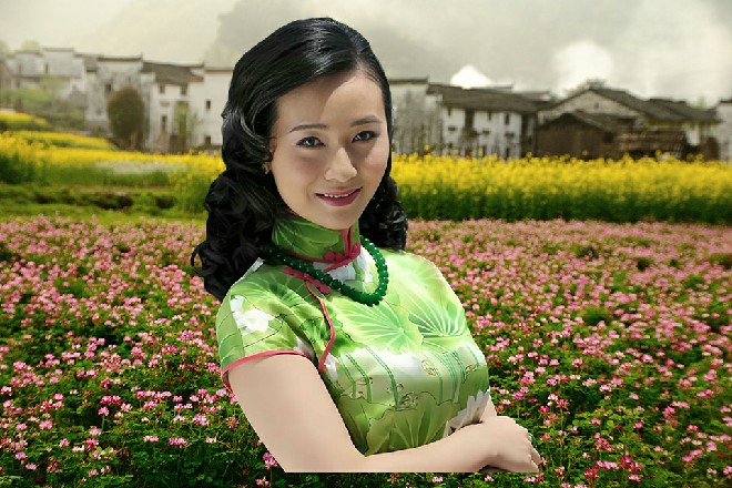 其他人微微一惊，深以为然。看过剧本的人都知道，这电影最出彩的，自然是女主角。