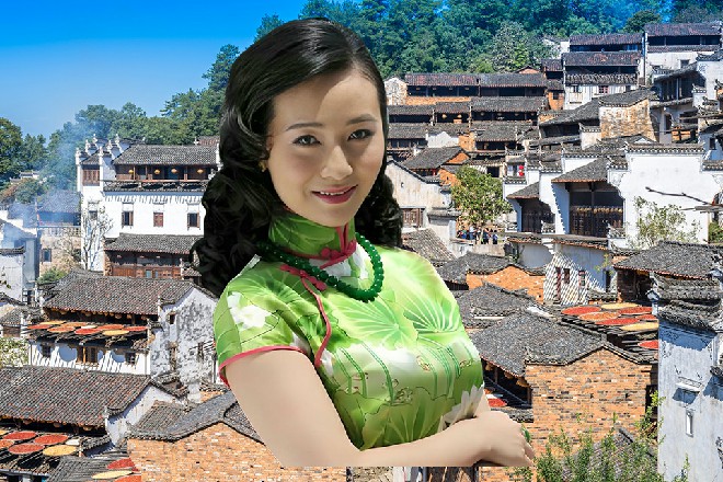 一阵骚乱之后,又迅速平息了下来,甚至于喧闹的声音,比刚才小了许多。