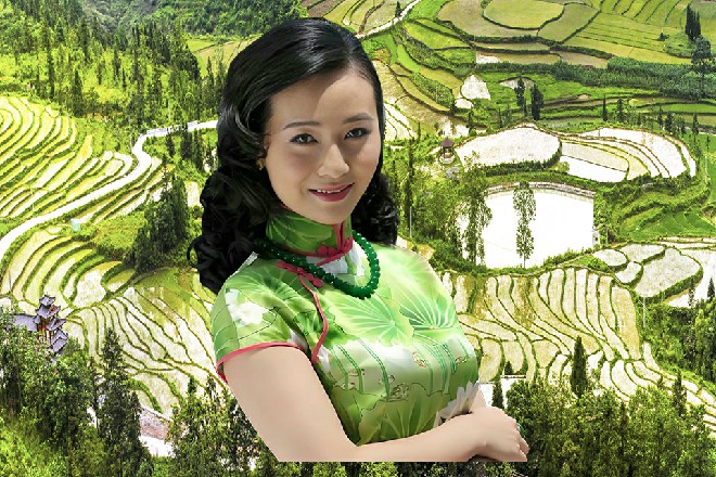 其他人面面相觑,不好回答。安排电影上映,同个档期的对手,他们自然去探查了底细。
