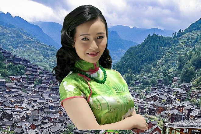 一群妹子又蹦又跳，芳心如小鹿乱撞，躁动不安。炽烈的气氛，让那个记者彻底呆住了。