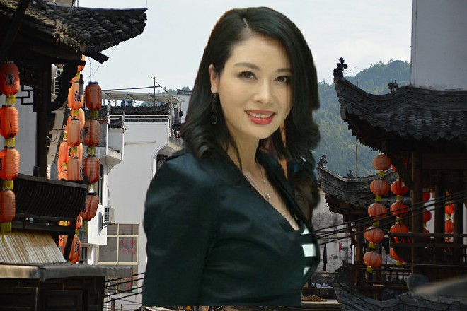 在剧组中,祁青希也少跟一些人聊天,却偏偏不待见孟轻舟,让她觉得不对。