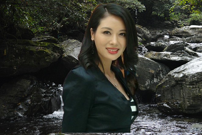 莫怀宣忽然道:“第三部内容,不出意料的话,应该是反抗军与天网矩阵的大决战。