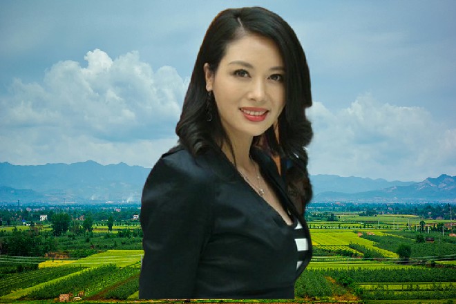 他耸肩,苦笑道:“等到电影上映了,他们树立了信心,才不会再自我怀疑。