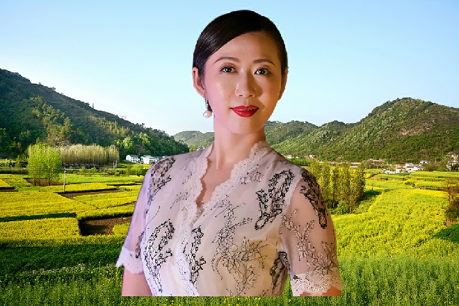 两人争辩着，有人在旁边路过，瞄了一眼，语气不屑，“两个臭棋篓子。