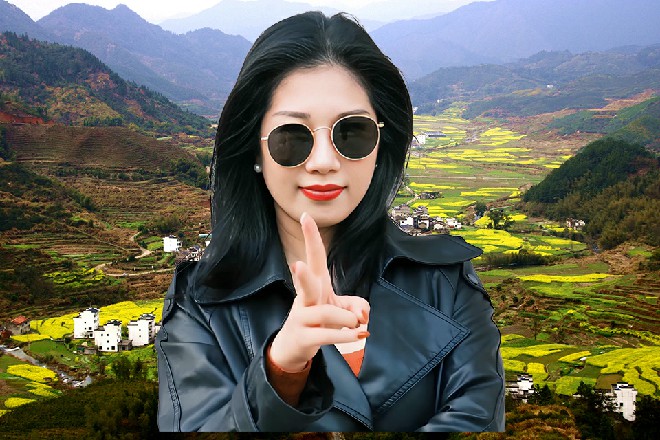 韩小蔓意识到自己上当了,顿时娇嗔道:“导演,你吓唬我。是就是,什么叫算是。