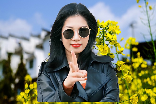 电影院更是被烧成了白地,大家站在空旷广场上,看着它的断壁残垣,十分沮丧。
