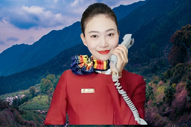 崔吉说道：“红姐，你不觉得，这样的安排，有点儿像是多年前西方的特供片吗？