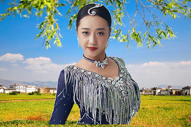 “大家是谁?维拉翻白眼,“大家还说,我是首富之子,背景通天呢。