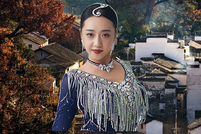只当成是才上班的“孙子,发了工资之后,带着“爷爷来看电影,孝心可嘉。