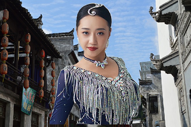 杨红小声嘀咕,“如果没有这些人从中作梗的话,我肯定会同意跟盛世合作的……