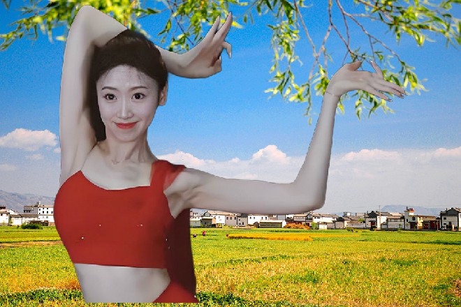 听见动静,主持人立即坏笑道:“几位先生,似乎有人不认同你们的看法啊。