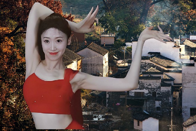 胡英商在游乐园呆了一天,把追击者录制完成,然后在众人的欢送下,驱车返回稻城。