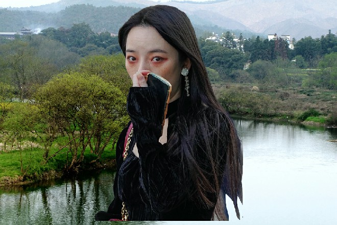 韩易吃了一惊,带着几分担心,连忙看向了韩小蔓,就怕她不顾一切后果……