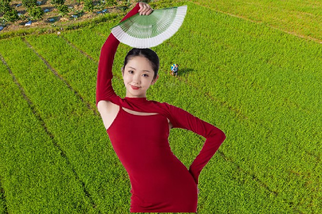 各种险象环生的镜头,就好像过山车,让一帮观众也看得七上八下,刺激过瘾。