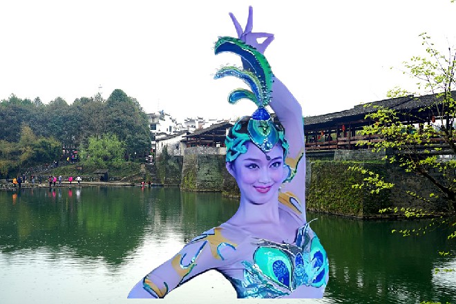 作为祸国妖妃的虞妲,在庄重、盛大的场合中亮相,也是她颠倒众生,掀起风波的开始。