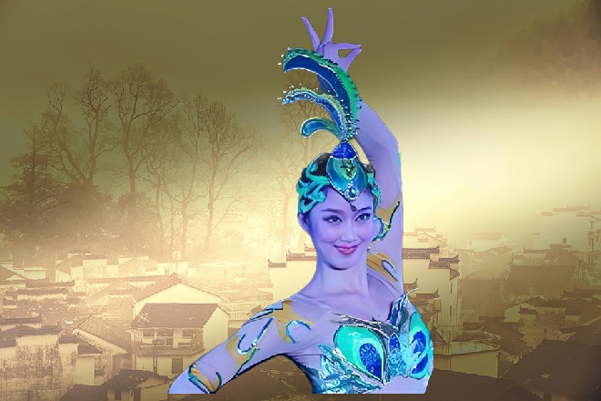 所以整齐的队伍，慢慢地就松散开了，一些人故意留在了后面，说起了悄悄话。