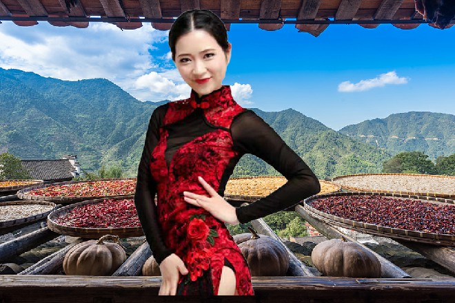 两个人一拍即合,立即敲定了全盘计划。电影杀青、生日宴会、合作代言……