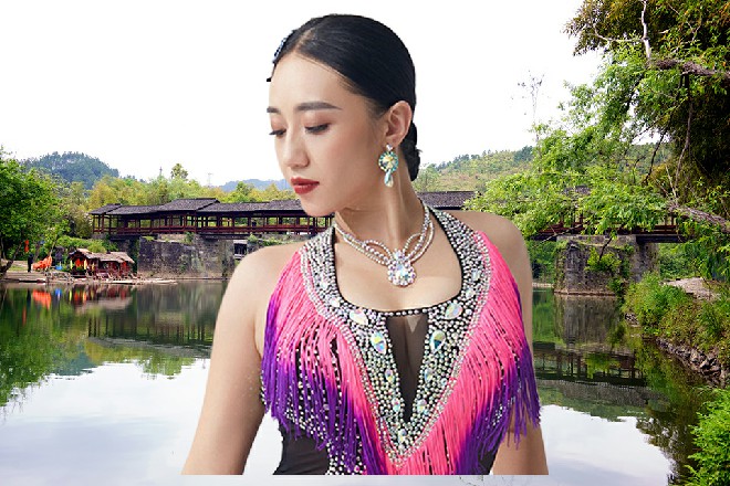 崔吉琢磨起来:“只要掌控了节奏,这绝对是合格的爆米花电影,票房不会低。