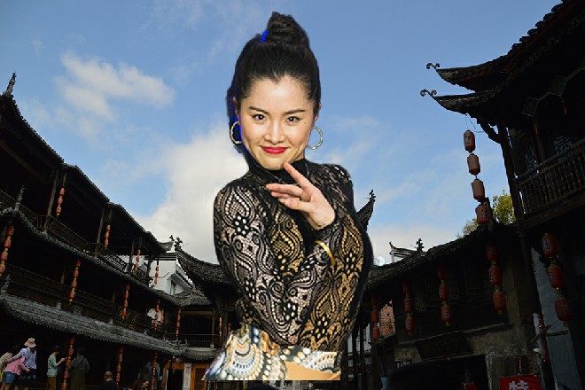 许多剧组人员,觉得这是他们跟随余念、维拉以来,拍得最艰难的一部电影。