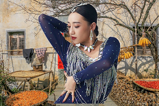 “所以……唐冬青笑容中,多了几分狡黠,“银河TV,是不是要上线了?