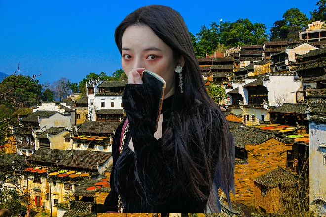 毕竟《天堂电影院》她也去看了,心里很有感触,所以对于评审的选择,也十分理解。