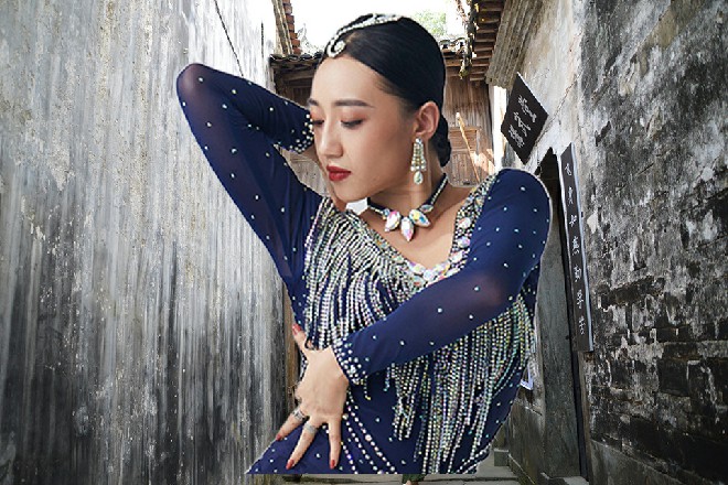 财大气粗,买买买。金钱开道之下,连波特王子这样的“名流,也过来帮忙站台。