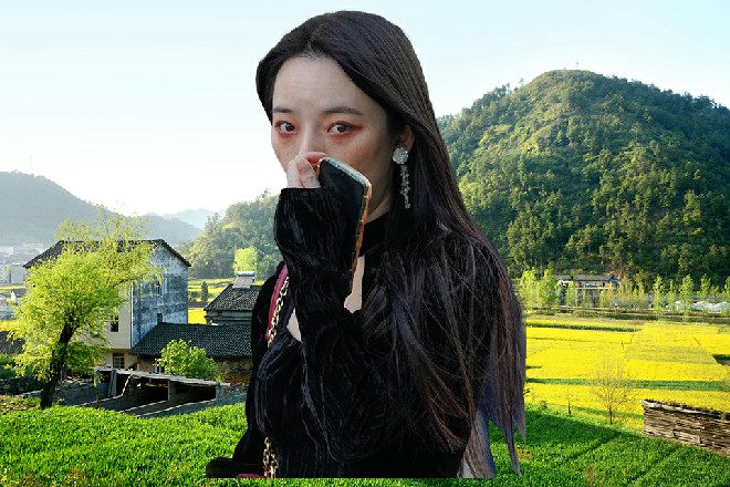 不安的心态,瞬间变得坦然。确定了,真要打劫他们的话,也不可能拉到这个地方下手。