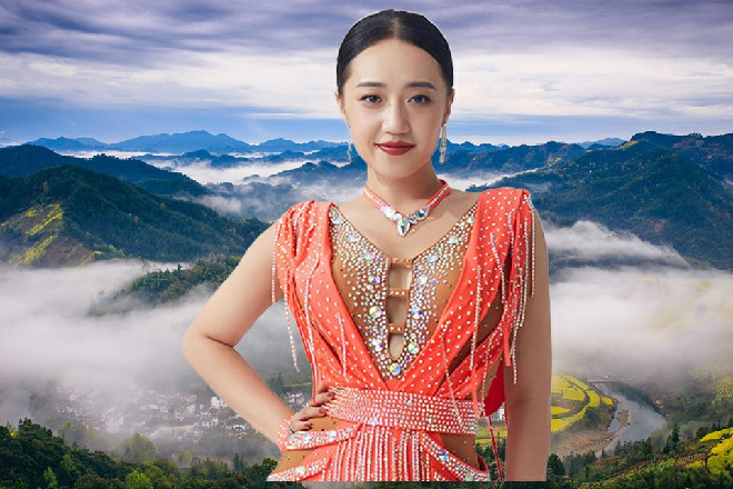 顾辉默然,他想点头。不过也清楚,这么违心的话,他骗不了张煌,也骗不了自己。