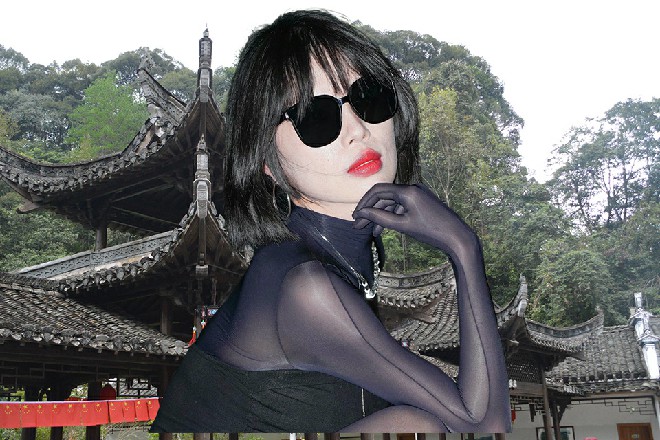 与此同时,他挥了挥手,“叶子,执行导演给你设定了一套新动作,你出去学一学。